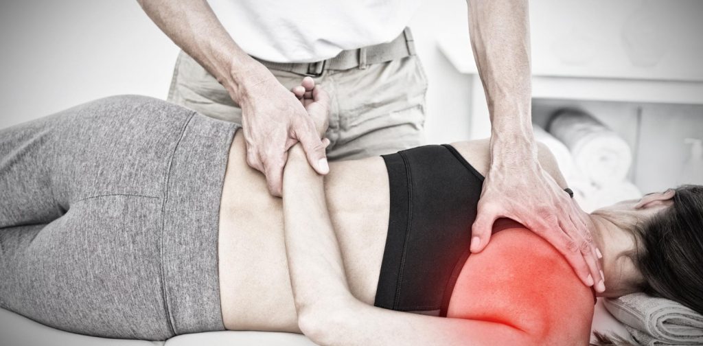 כיצד לטפל בכאבים בשכמות ולמנוע בעיות עתידיות? 1 שכמות